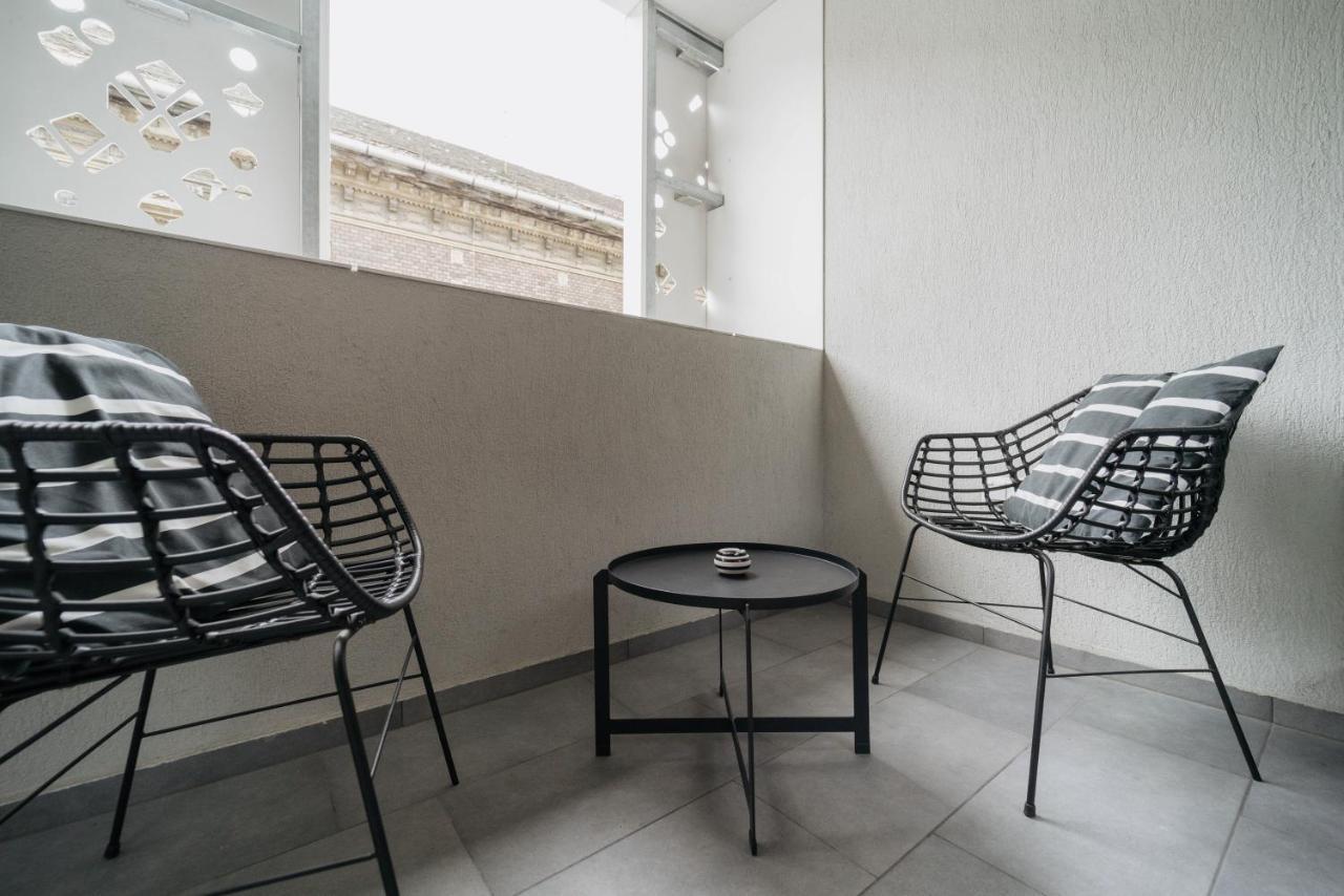 Monkey Suite Budapest Extérieur photo